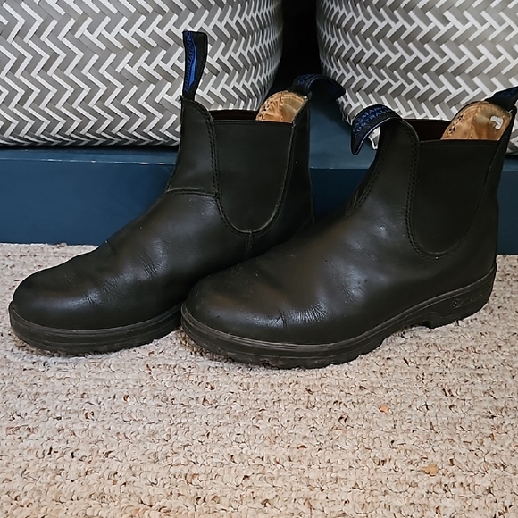 Blundstone Black Women's Boots - Picture 2 of 4
